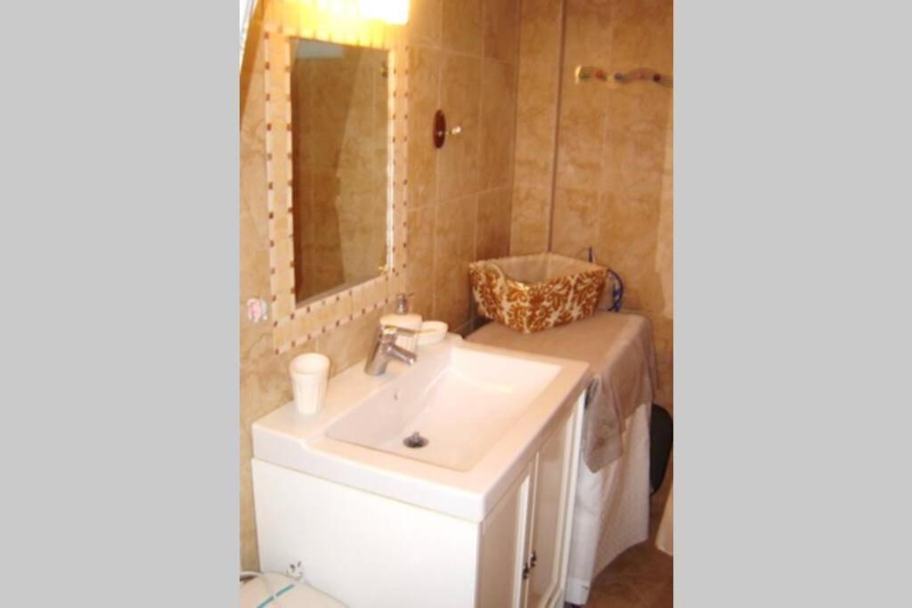 Irilena'S Guest House Faros  Bagian luar foto