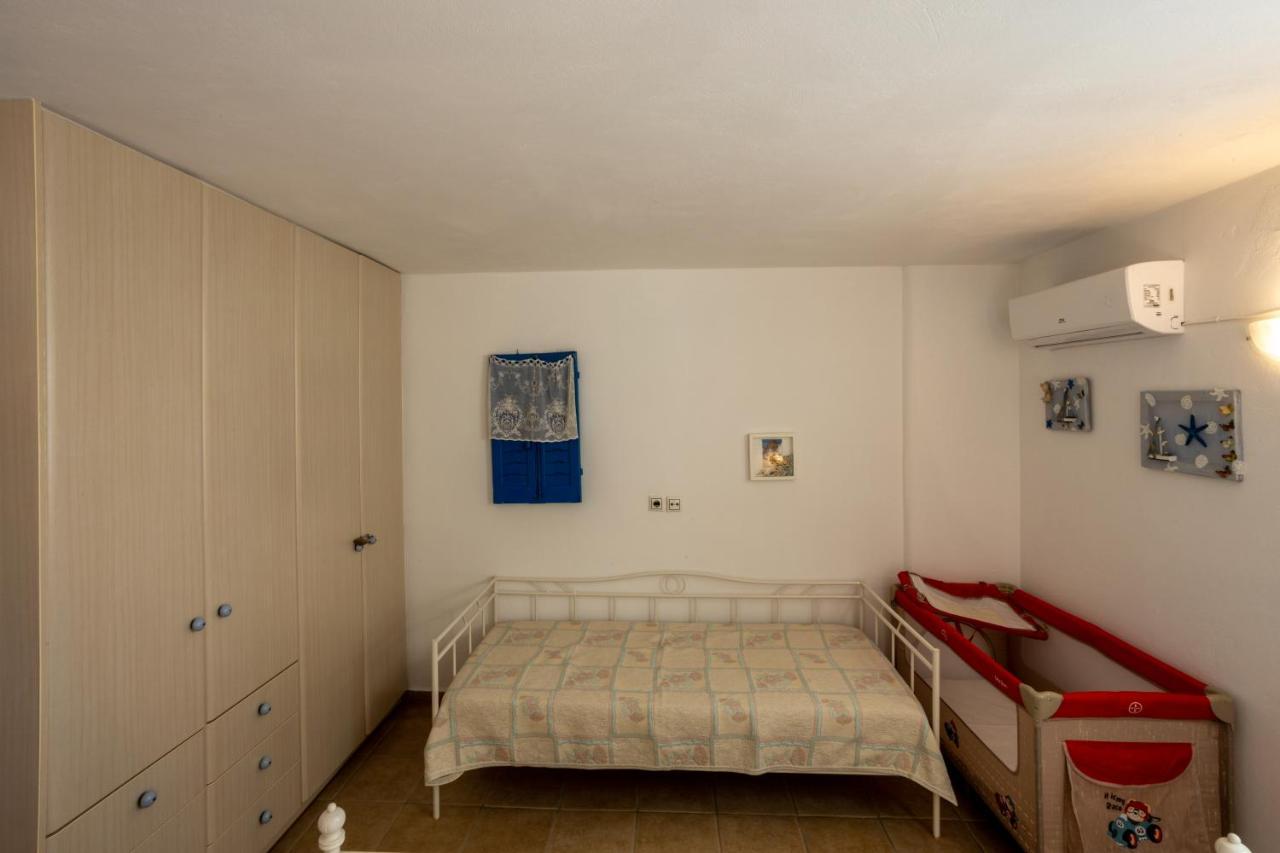 Irilena'S Guest House Faros  Bagian luar foto
